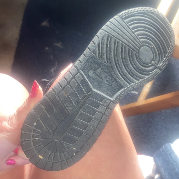 Nike Air Jordon - Picture 3 of 8